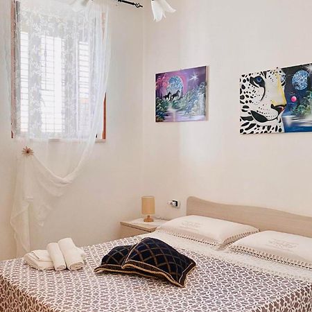 Casa Di Iside Apartment มอนเตจอร์ดาโน ภายนอก รูปภาพ